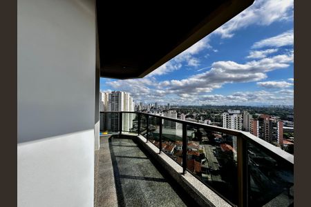 Apartamento para alugar com 161m², 2 quartos e 3 vagas Apartamento para alugar com 161m², 2 quartos e 3 vagasSacada