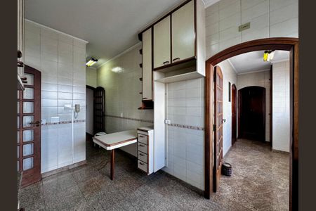 Apartamento para alugar com 161m², 2 quartos e 3 vagas Apartamento para alugar com 161m², 2 quartos e 3 vagasCozinha