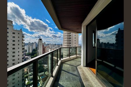 Apartamento para alugar com 161m², 2 quartos e 3 vagas Apartamento para alugar com 161m², 2 quartos e 3 vagasSacada