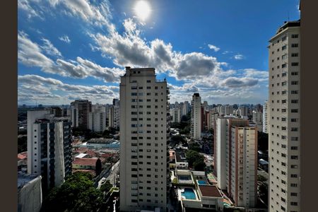 Apartamento para alugar com 161m², 2 quartos e 3 vagas Apartamento para alugar com 161m², 2 quartos e 3 vagasVista