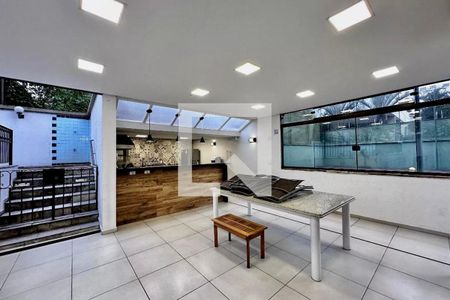 Apartamento para alugar com 161m², 2 quartos e 3 vagas Apartamento para alugar com 161m², 2 quartos e 3 vagasChurrasqueira