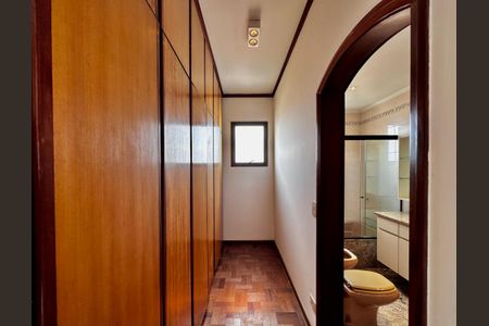 Apartamento para alugar com 161m², 2 quartos e 3 vagas Apartamento para alugar com 161m², 2 quartos e 3 vagasCloset Suíte