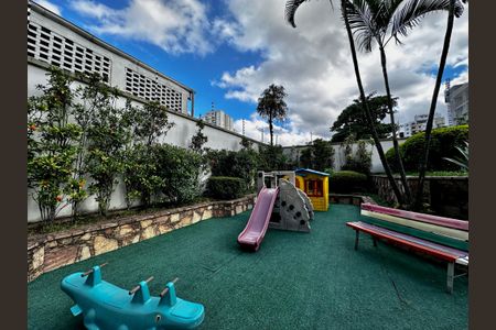 Apartamento para alugar com 161m², 2 quartos e 3 vagas Apartamento para alugar com 161m², 2 quartos e 3 vagasPlayground