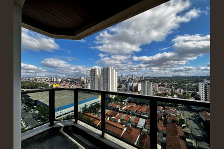 Apartamento para alugar com 161m², 2 quartos e 3 vagas Apartamento para alugar com 161m², 2 quartos e 3 vagasSacada