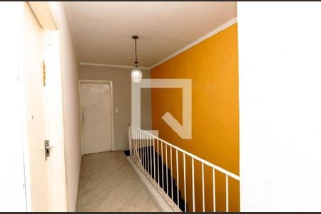 Casa à venda com 180m², 3 quartos e 4 vagasCorredor