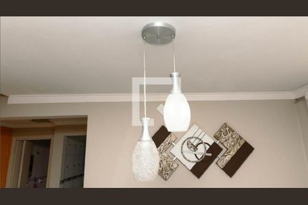 Casa à venda com 180m², 3 quartos e 4 vagasSala