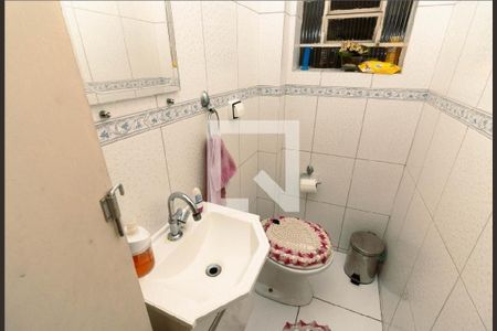 Casa à venda com 180m², 3 quartos e 4 vagasBanheiro 1