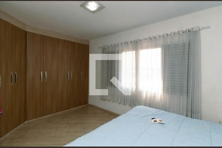 Casa à venda com 180m², 3 quartos e 4 vagasQuarto 1