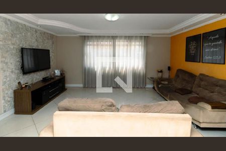 Casa à venda com 180m², 3 quartos e 4 vagasSala