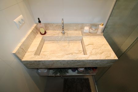 Apartamento à venda com 60m², 2 quartos e sem vagaBanheiro