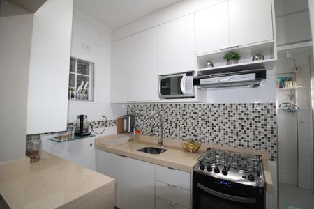 Apartamento à venda com 60m², 2 quartos e sem vagaCozinha