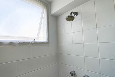 Apartamento à venda com 110m², 2 quartos e 1 vaga Apartamento à venda com 110m², 2 quartos e 1 vagaBanheiro Social