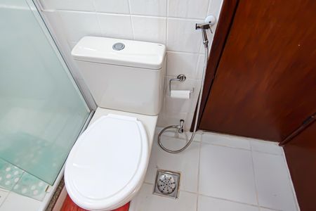 Apartamento à venda com 110m², 2 quartos e 1 vaga Apartamento à venda com 110m², 2 quartos e 1 vagaBanheiro Social