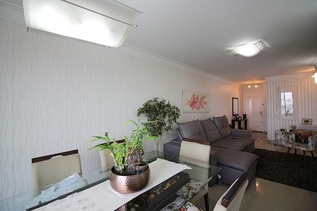 Apartamento à venda com 84m², 2 quartos e 2 vagasSala 