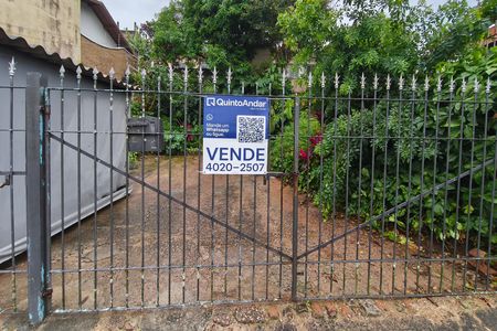 Casa à venda com 77m², 2 quartos e 1 vaga Casa à venda com 77m², 2 quartos e 1 vagaPLACA INSTALADA NA FACHADA