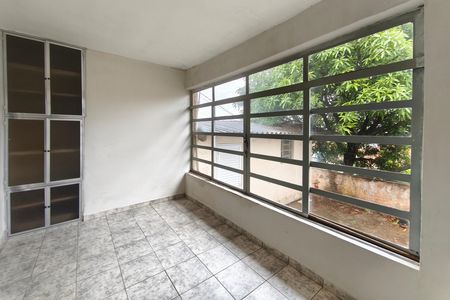 Casa à venda com 77m², 2 quartos e 1 vaga Casa à venda com 77m², 2 quartos e 1 vagaCorredor