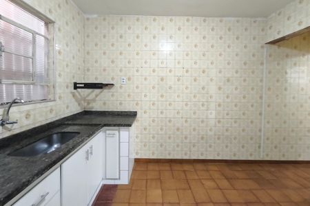Casa à venda com 77m², 2 quartos e 1 vaga Casa à venda com 77m², 2 quartos e 1 vagaCozinha
