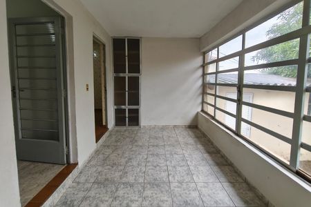 Casa à venda com 77m², 2 quartos e 1 vaga Casa à venda com 77m², 2 quartos e 1 vagaCorredor