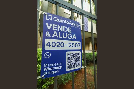 Apartamento à venda com 112m², 2 quartos e 2 vagasFachada e placa