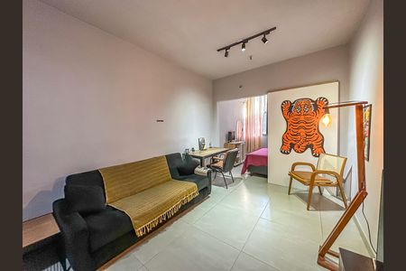 Apartamento à venda com 41m², 1 quarto e 1 vagaSala/Quarto