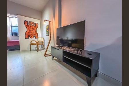 Apartamento à venda com 41m², 1 quarto e 1 vagaSala/Quarto