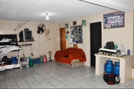 Casa à venda com 250m², 3 quartos e 5 vagas Casa à venda com 250m², 3 quartos e 5 vagasDetalhe - Garagem