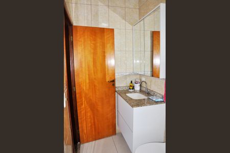 Casa à venda com 250m², 3 quartos e 5 vagas Casa à venda com 250m², 3 quartos e 5 vagasBanheiro/Suíte