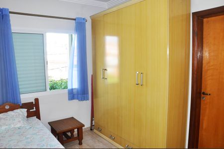 Casa à venda com 250m², 3 quartos e 5 vagas Casa à venda com 250m², 3 quartos e 5 vagasSuíte 3