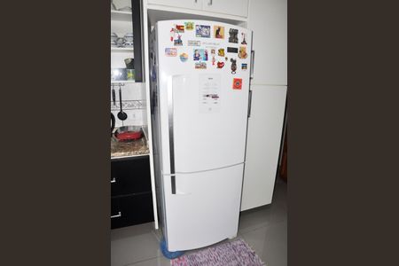 Casa à venda com 250m², 3 quartos e 5 vagas Casa à venda com 250m², 3 quartos e 5 vagasCozinha