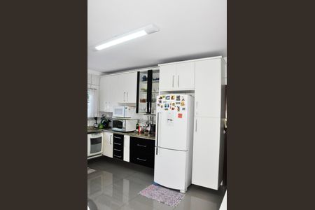 Casa à venda com 250m², 3 quartos e 5 vagas Casa à venda com 250m², 3 quartos e 5 vagasCozinha