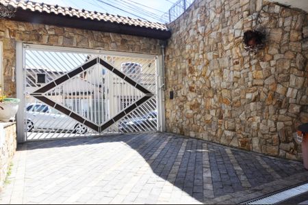 Casa à venda com 250m², 3 quartos e 5 vagas Casa à venda com 250m², 3 quartos e 5 vagasGaragem