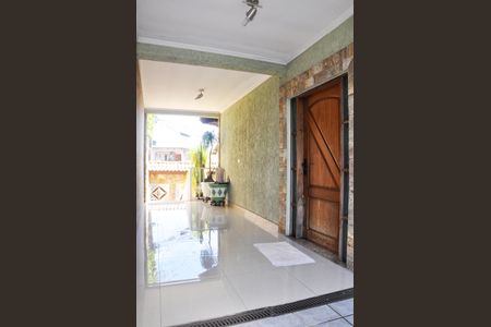 Casa à venda com 250m², 3 quartos e 5 vagas Casa à venda com 250m², 3 quartos e 5 vagasHall de Entrada