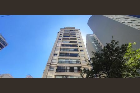 Apartamento para alugar com 62m², 2 quartos e 2 vagas Apartamento para alugar com 62m², 2 quartos e 2 vagasFachada