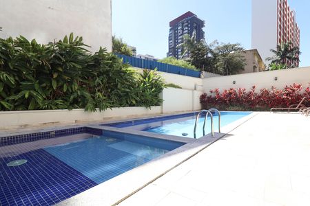Apartamento para alugar com 62m², 2 quartos e 2 vagas Apartamento para alugar com 62m², 2 quartos e 2 vagasÁrea comum - Piscina