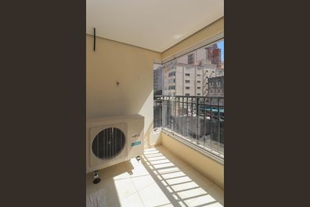 Apartamento para alugar com 62m², 2 quartos e 2 vagas Apartamento para alugar com 62m², 2 quartos e 2 vagasVaranda