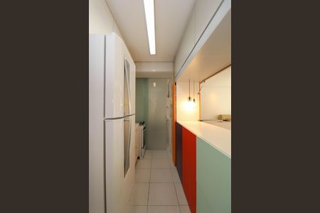 Apartamento para alugar com 62m², 2 quartos e 2 vagas Apartamento para alugar com 62m², 2 quartos e 2 vagasCozinha