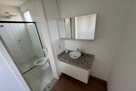 Apartamento para alugar com 58m², 2 quartos e 1 vaga Apartamento para alugar com 58m², 2 quartos e 1 vagaBanheiro da Suíte