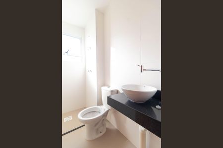 Apartamento à venda com 47m², 2 quartos e 1 vaga Apartamento à venda com 47m², 2 quartos e 1 vagaBanheiro