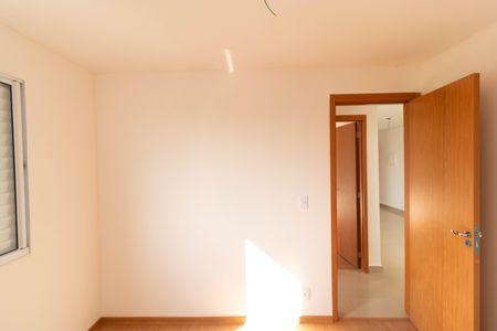 Apartamento à venda com 47m², 2 quartos e 1 vaga Apartamento à venda com 47m², 2 quartos e 1 vagaQuarto 01