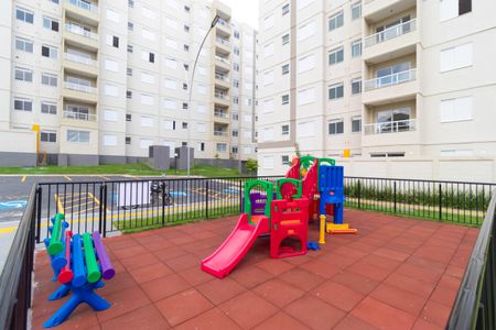 Apartamento à venda com 47m², 2 quartos e 1 vaga Apartamento à venda com 47m², 2 quartos e 1 vagaÁrea comum - Playground
