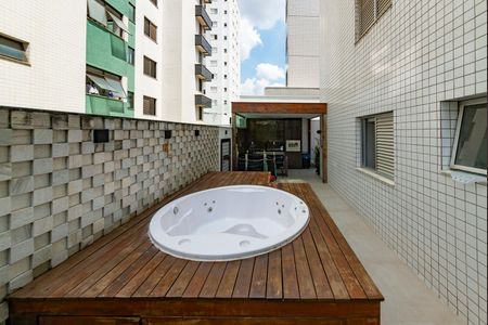 Apartamento à venda com 188m², 3 quartos e 3 vagasÁrea externa privativa