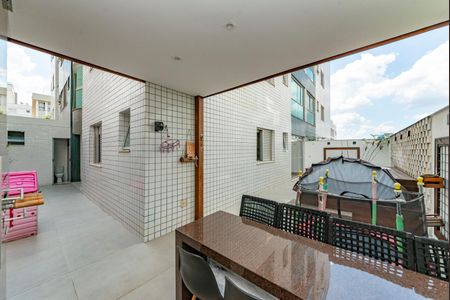 Apartamento à venda com 188m², 3 quartos e 3 vagasÁrea externa privativa