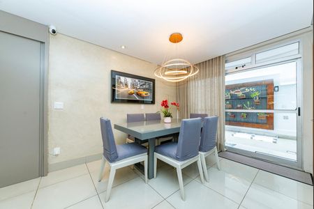 Apartamento à venda com 188m², 3 quartos e 3 vagasSala