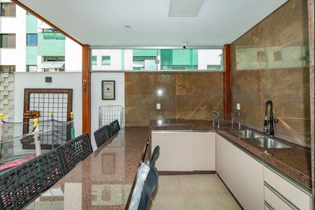 Apartamento à venda com 188m², 3 quartos e 3 vagasÁrea externa privativa