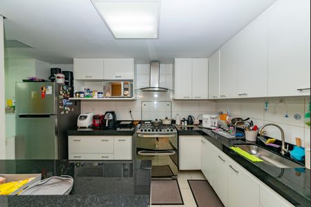 Apartamento à venda com 188m², 3 quartos e 3 vagasCozinha