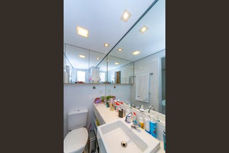 Apartamento à venda com 188m², 3 quartos e 3 vagasBanheiro da Suíte