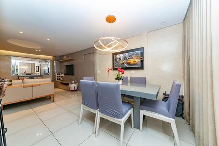 Apartamento à venda com 188m², 3 quartos e 3 vagasSala