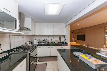 Apartamento à venda com 188m², 3 quartos e 3 vagasCozinha