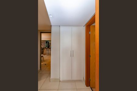 Apartamento à venda com 188m², 3 quartos e 3 vagasCorredor