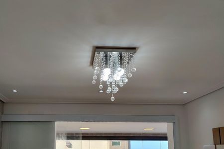 Apartamento para alugar com 85m², 2 quartos e 1 vagaSala